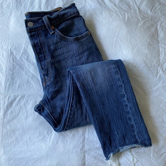 Levi’s 501 Skinny Raw Hem Jeans - Picture 4 of 12